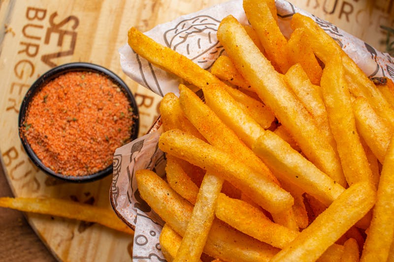 Seasoned crispy french fries side dish